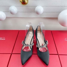 Roger Vivier flat shoes